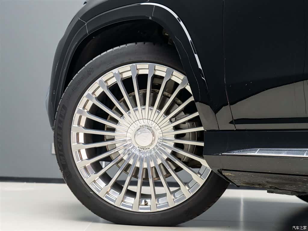 Mercedes-Benz GLS, 2023 6