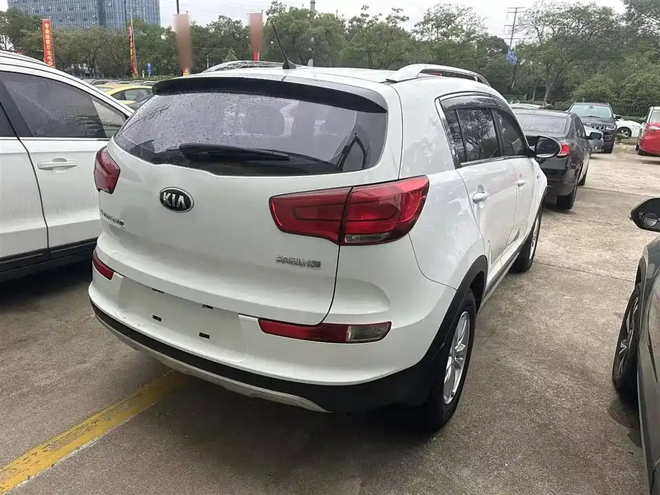 Kia Smart running