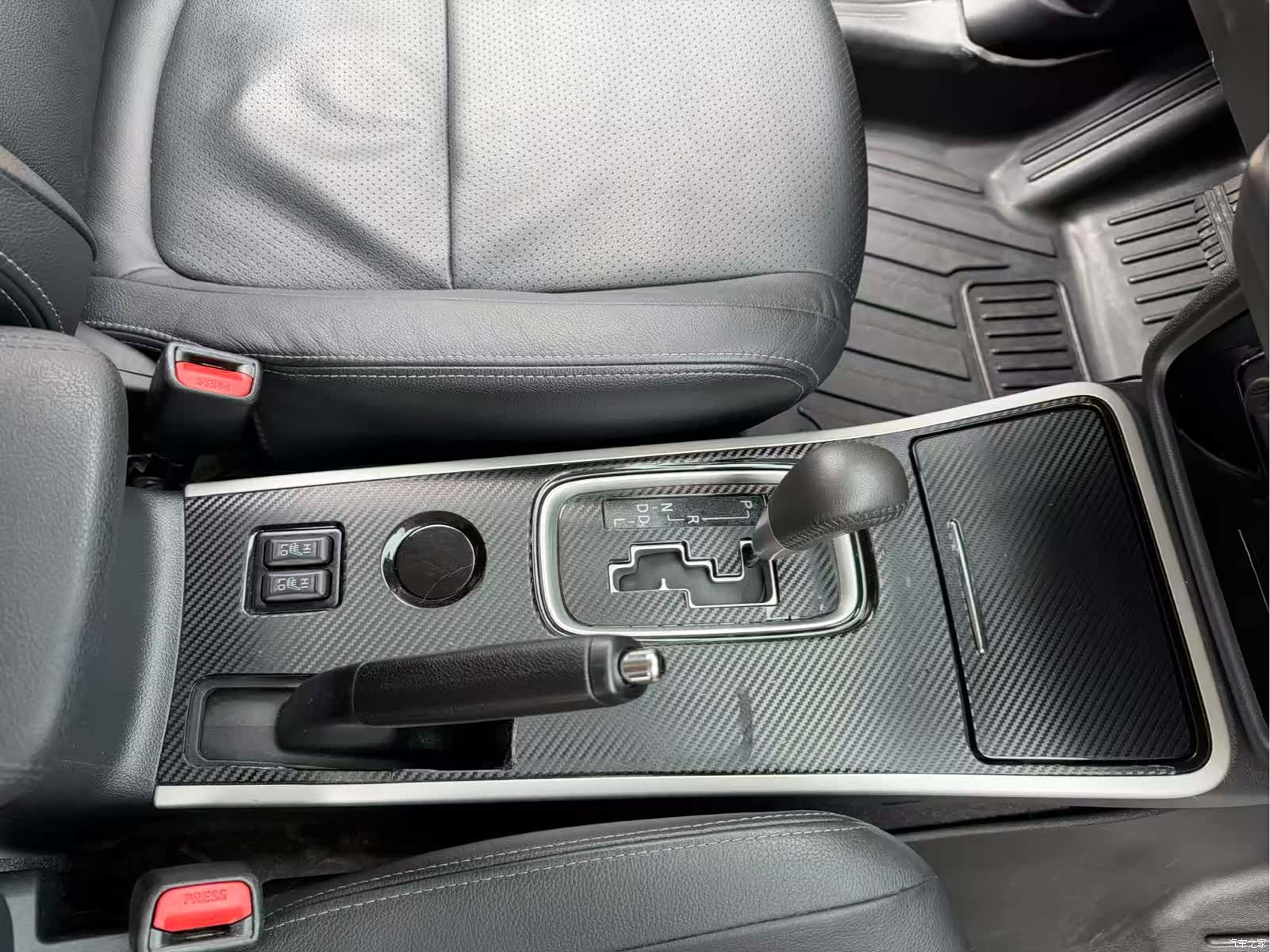 Mitsubishi Outlander, 2018 13