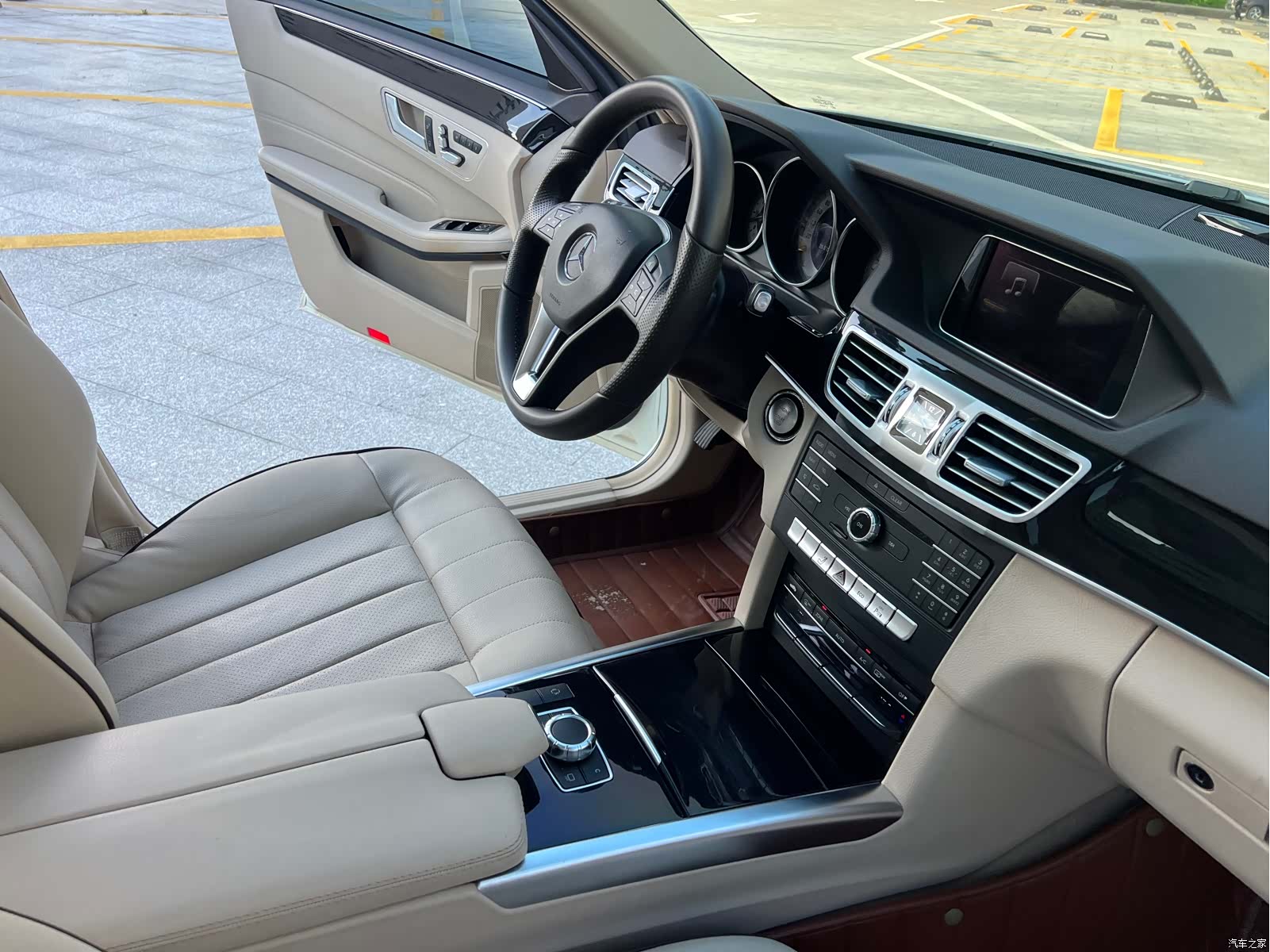 Mercedes-Benz E-Class, 2015 14