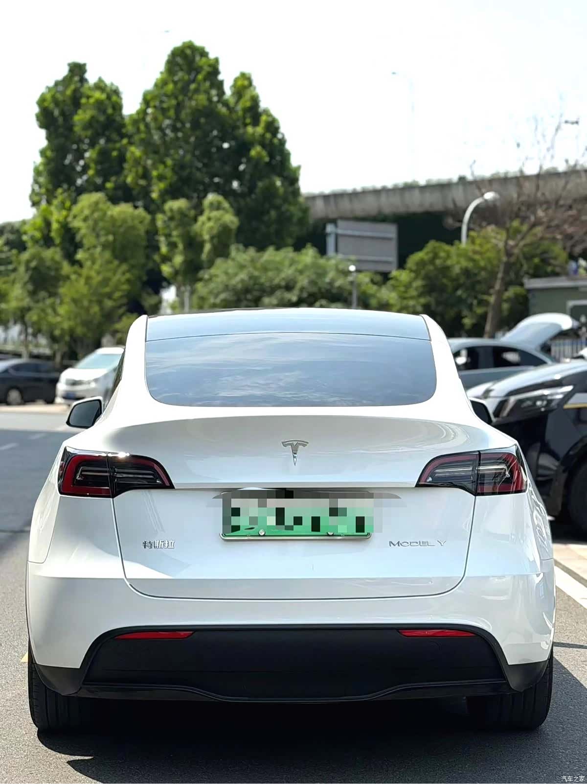 Tesla Model Y, 2024 3