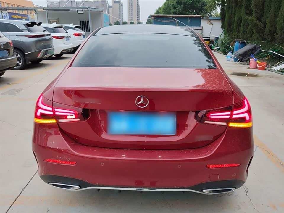 Mercedes-Benz Class A Mercedes-Benz Class A