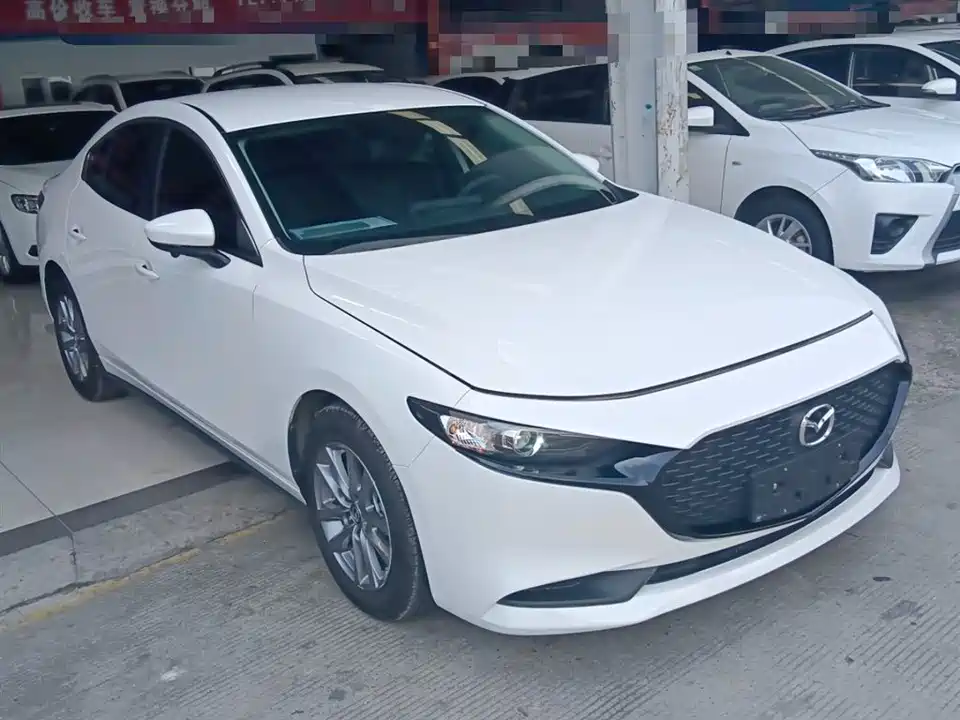 Mazda 3 Angkesaila