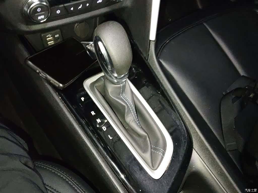 Buick Encore, 2020 10