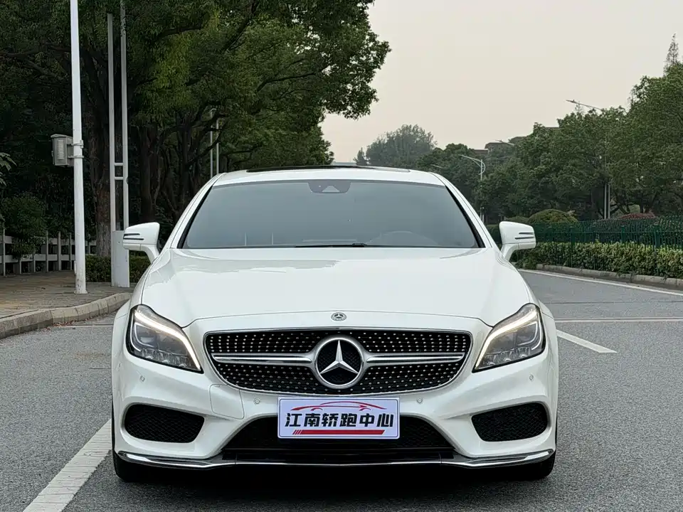 Mercedes-Benz CLS Mercedes-Benz CLS