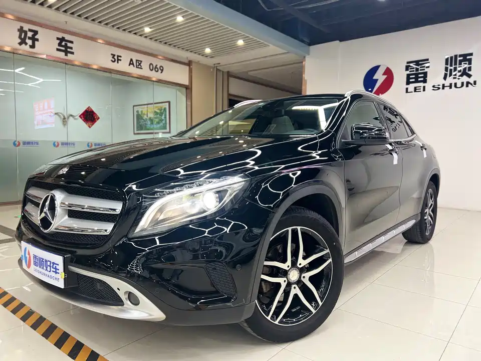 Mercedes-Benz GLA