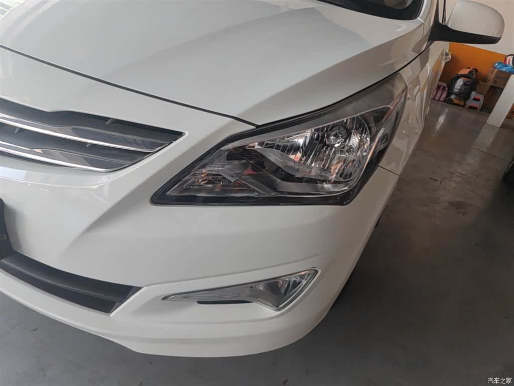 Hyundai GLS, 2015 24