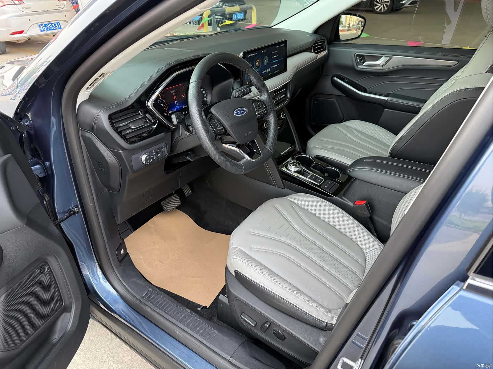 Ford Escape, 2022 4