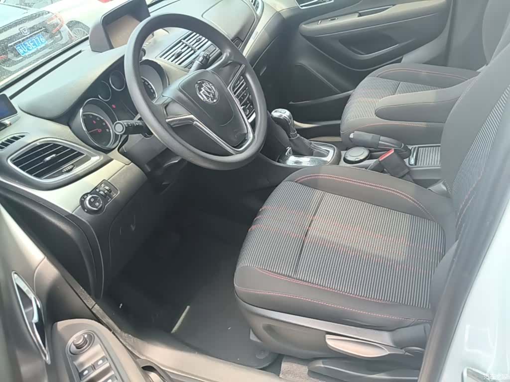 Buick Encore, 2015 15