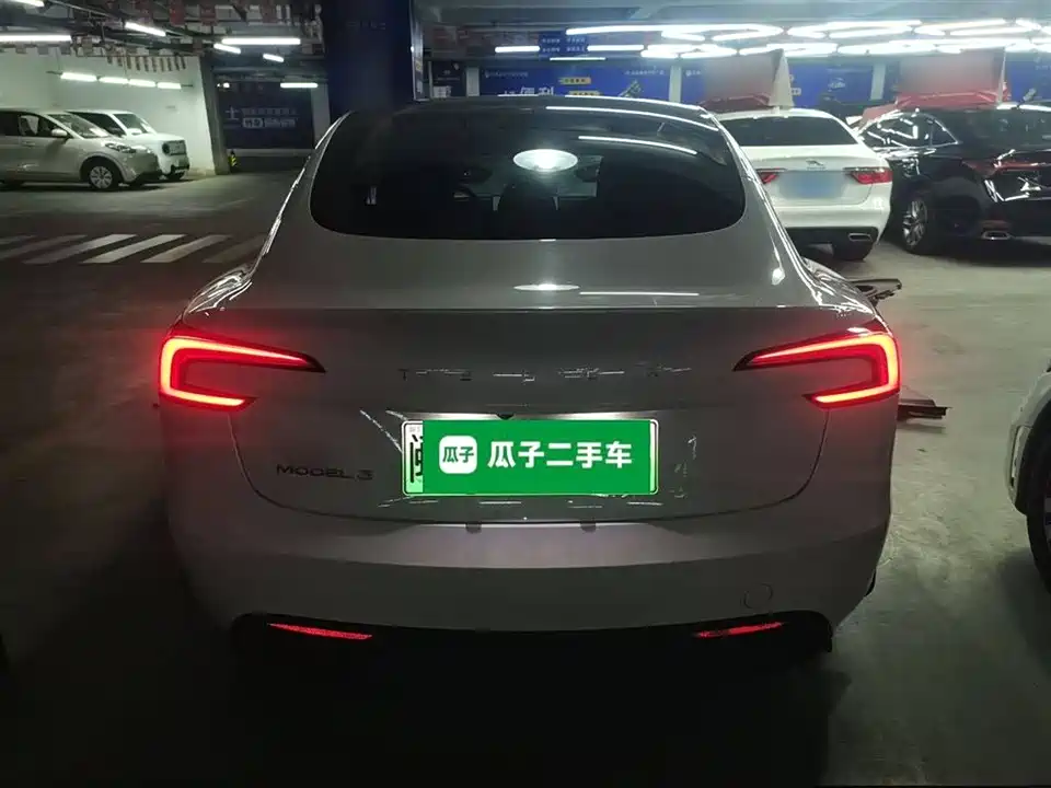 Tesla Model 3 Tesla Model 3