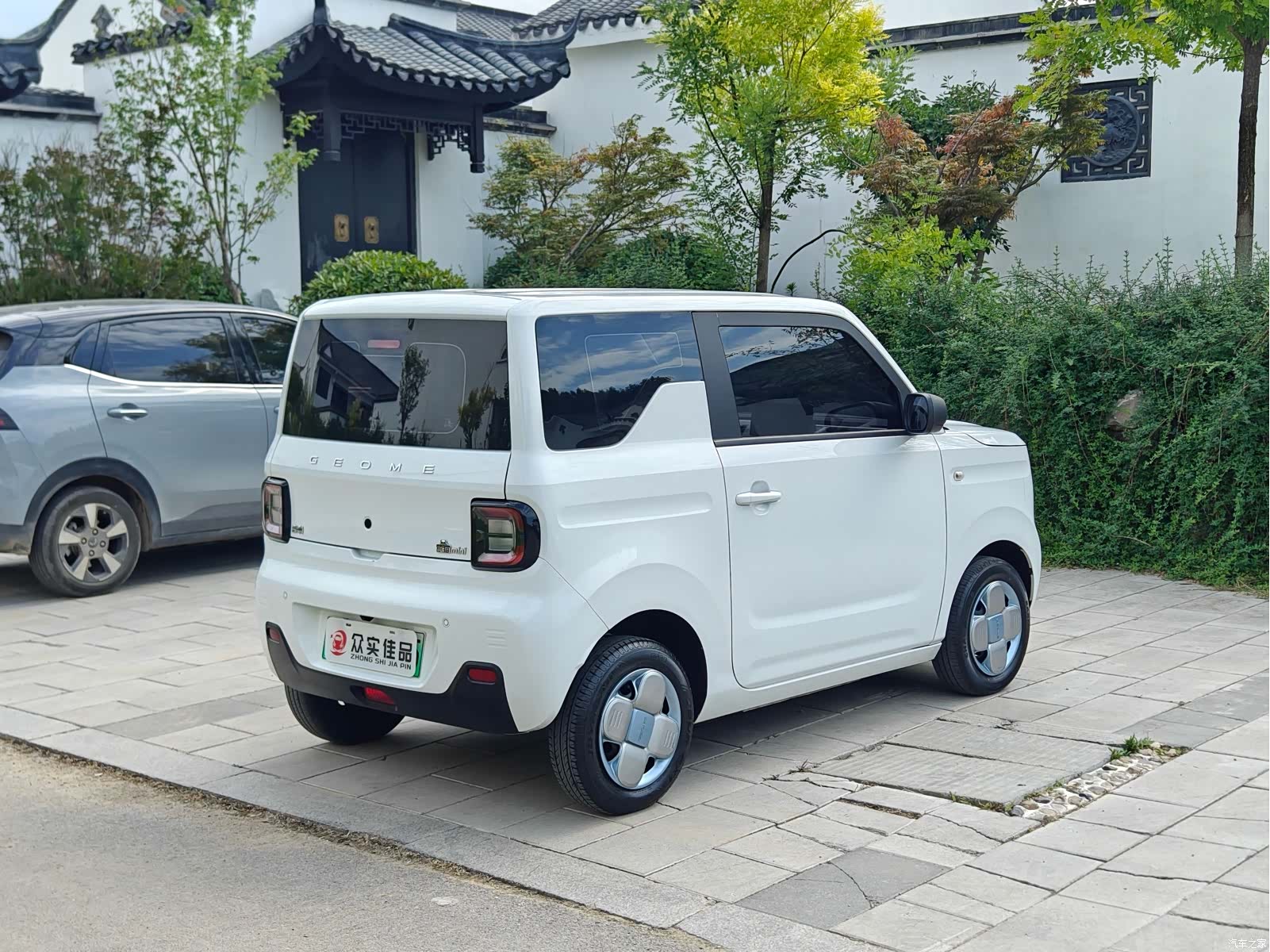 Geely Panda, 2023 7