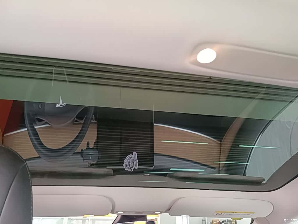 Tesla Model 3, 2022 18