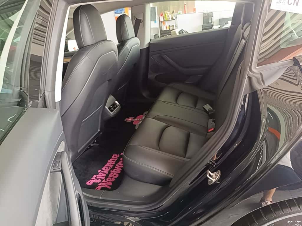 Tesla Model 3, 2022 17