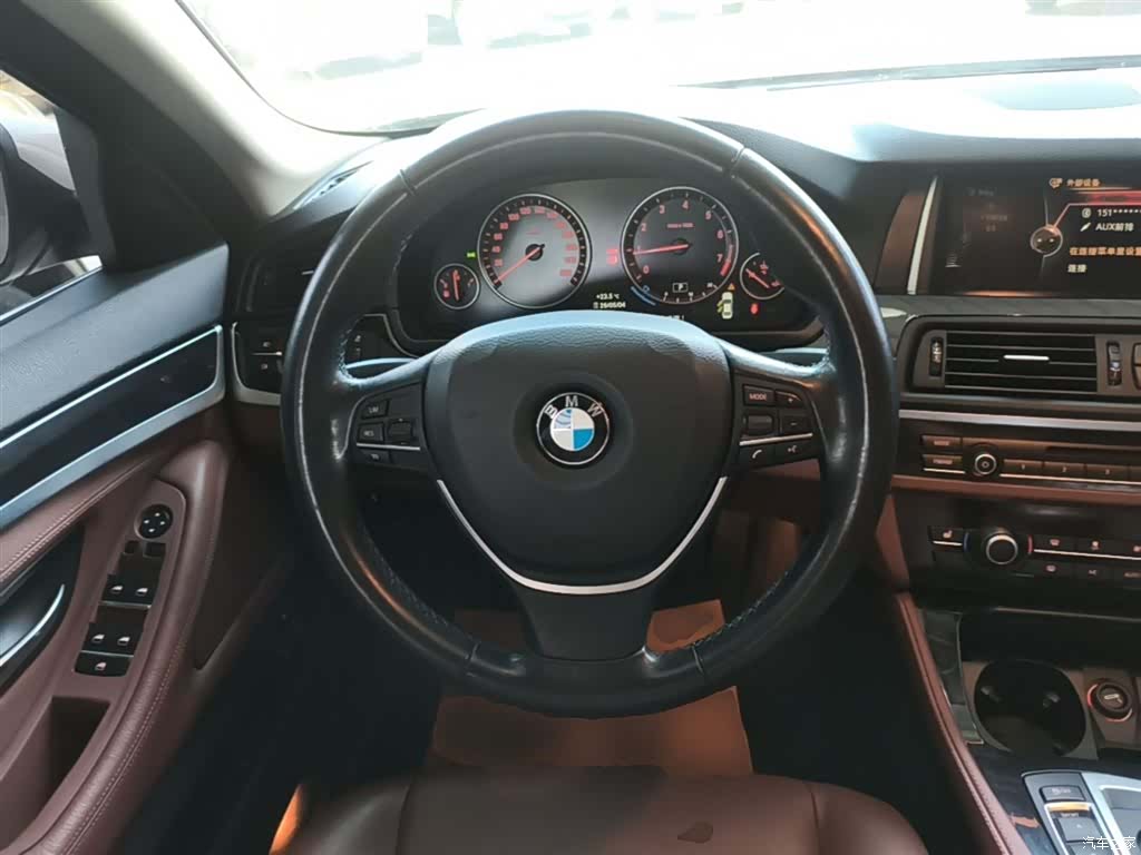 BMW 5 Series, 2017 11