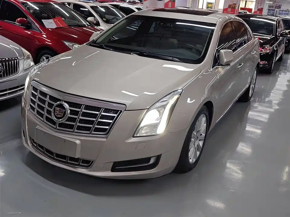 Cadillac XTS