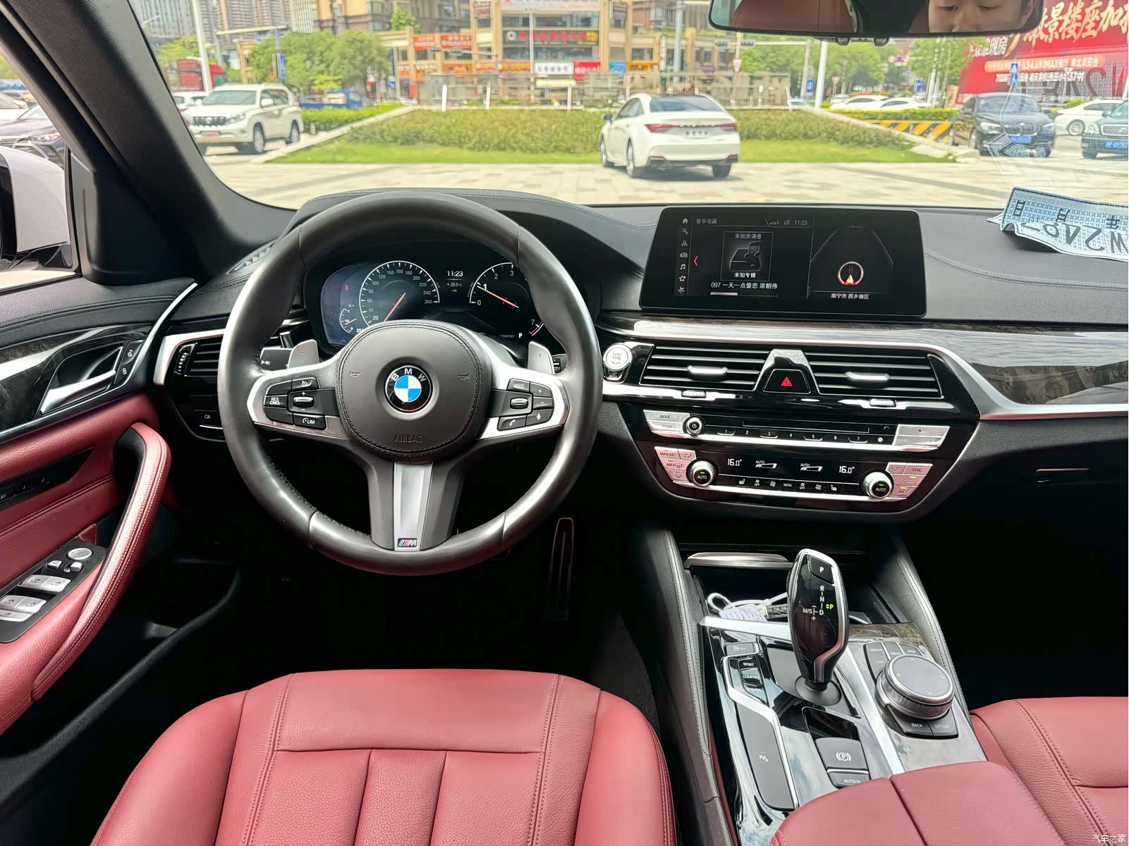BMW 5 Series, 2019 19