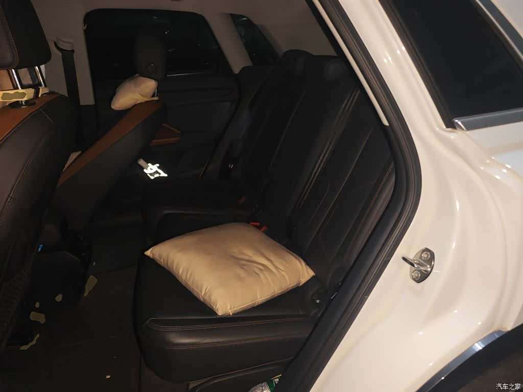 Audi Q3, 2021 13
