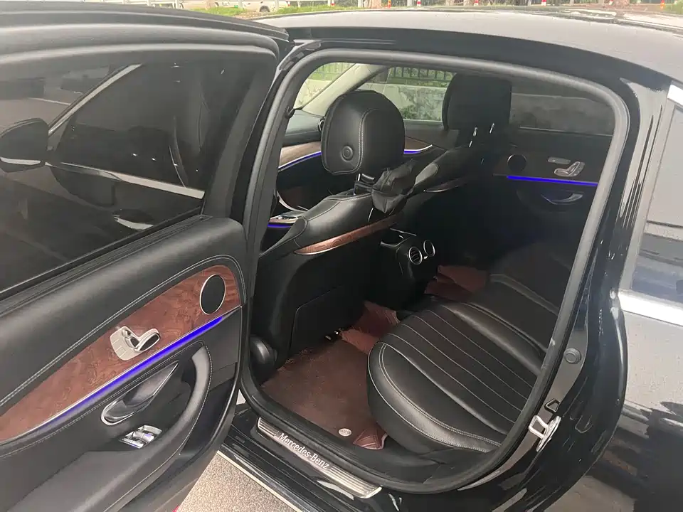 Mercedes-Benz E-class Mercedes-Benz E-class