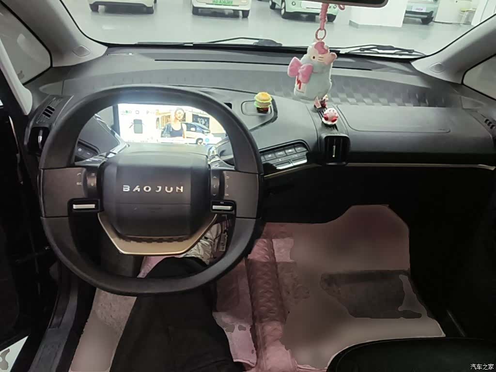 Wuling KiWi, 2023 10