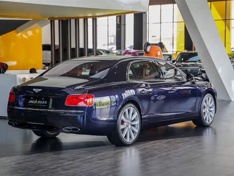 Bentley Flying
