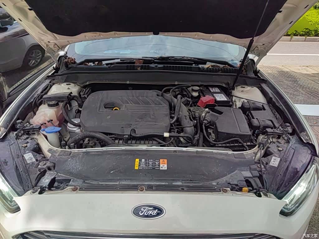 Ford Mondeo, 2014 20