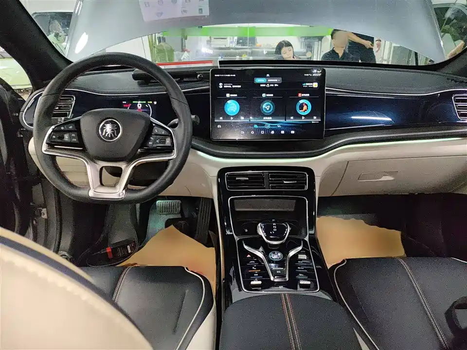 BYD Qin Yuan BYD Qin Yuan