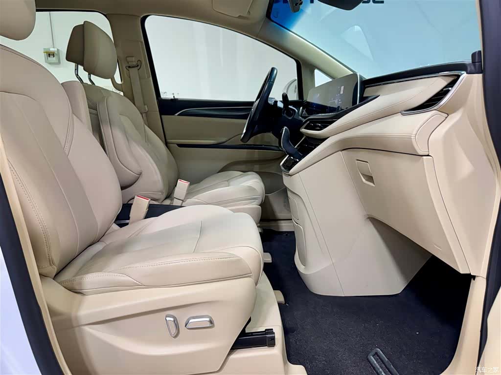 Buick GL8, 2023 20