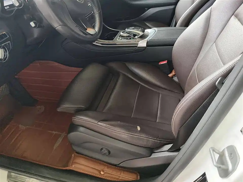 Mercedes-Benz GLC Mercedes-Benz GLC