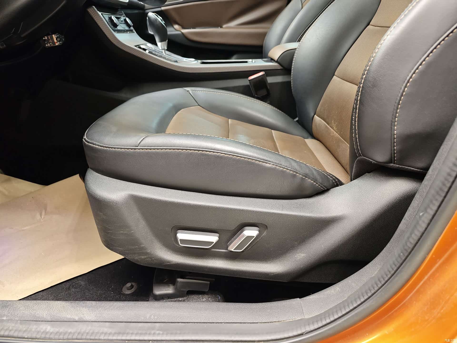 Geely Emgrand, 2016 10