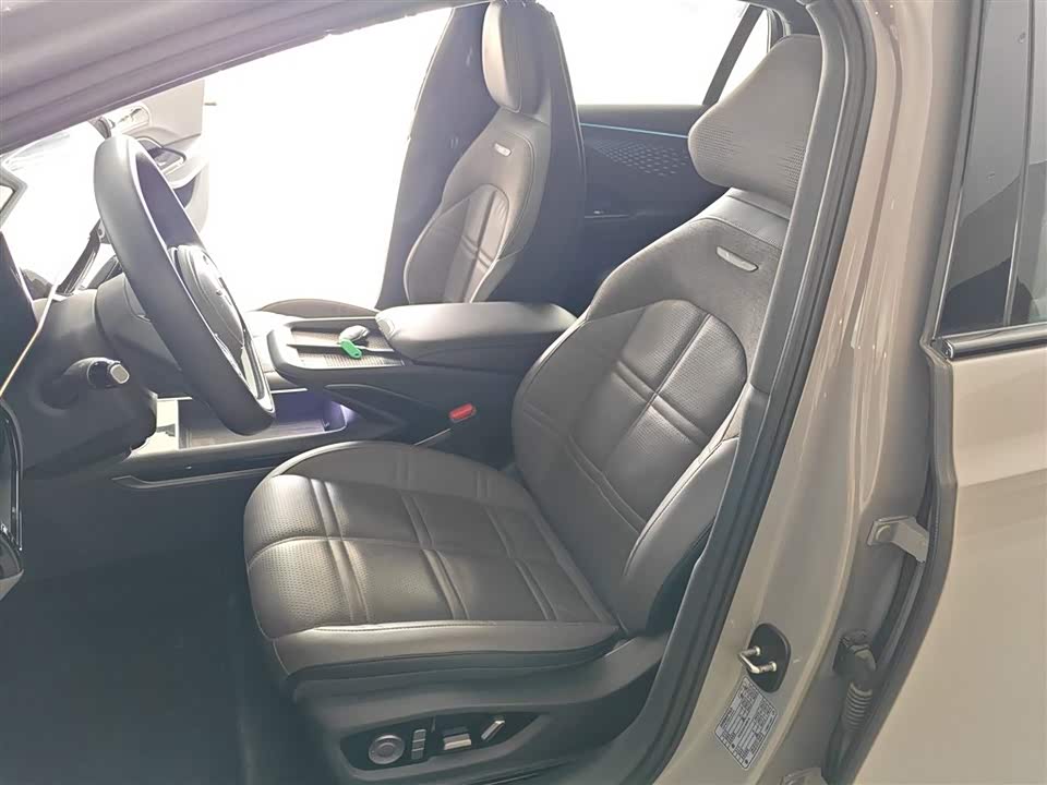 Hongqi EH7 Hongqi EH7