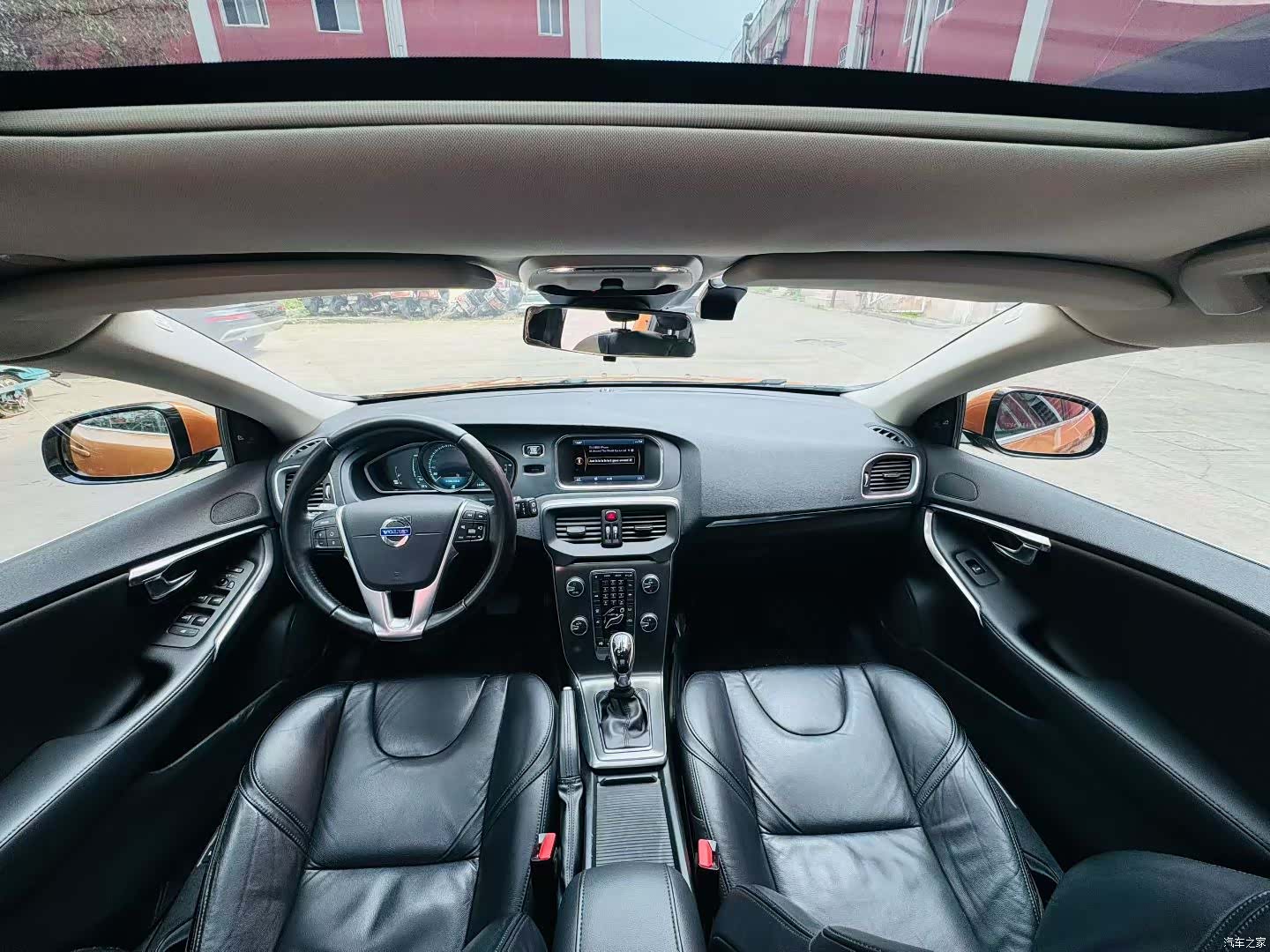 Volvo V40, 2013 9