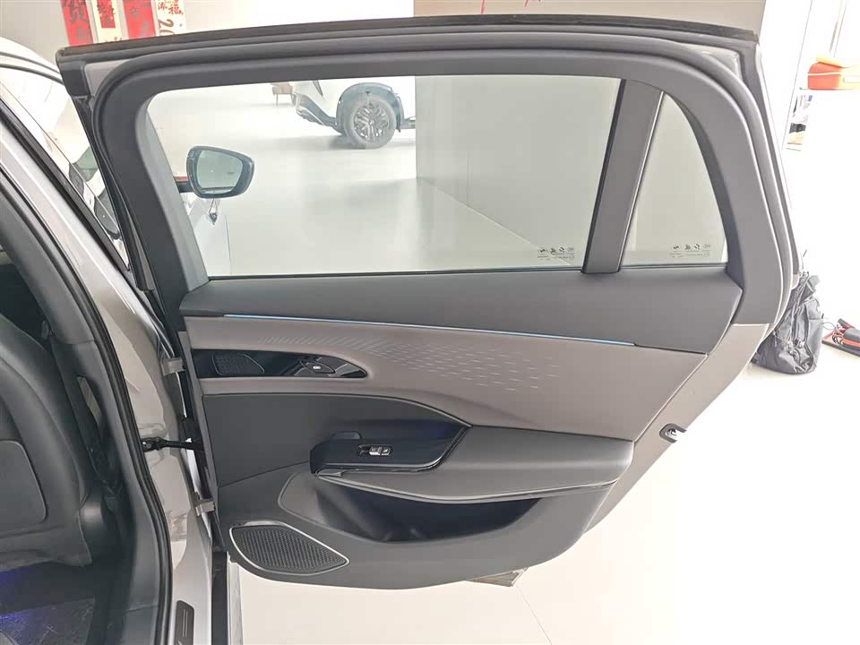 Hongqi EH7 Hongqi EH7