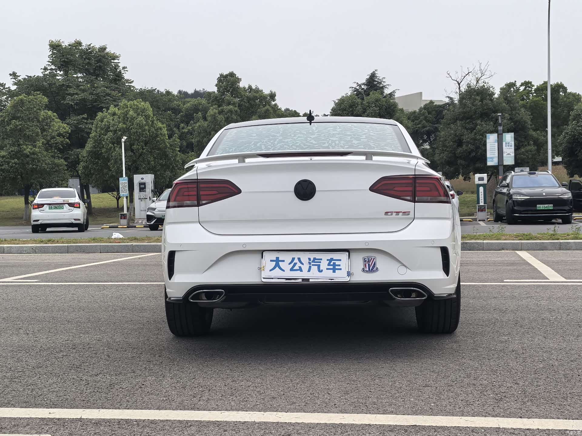 Volkswagen Lamando, 2018 16