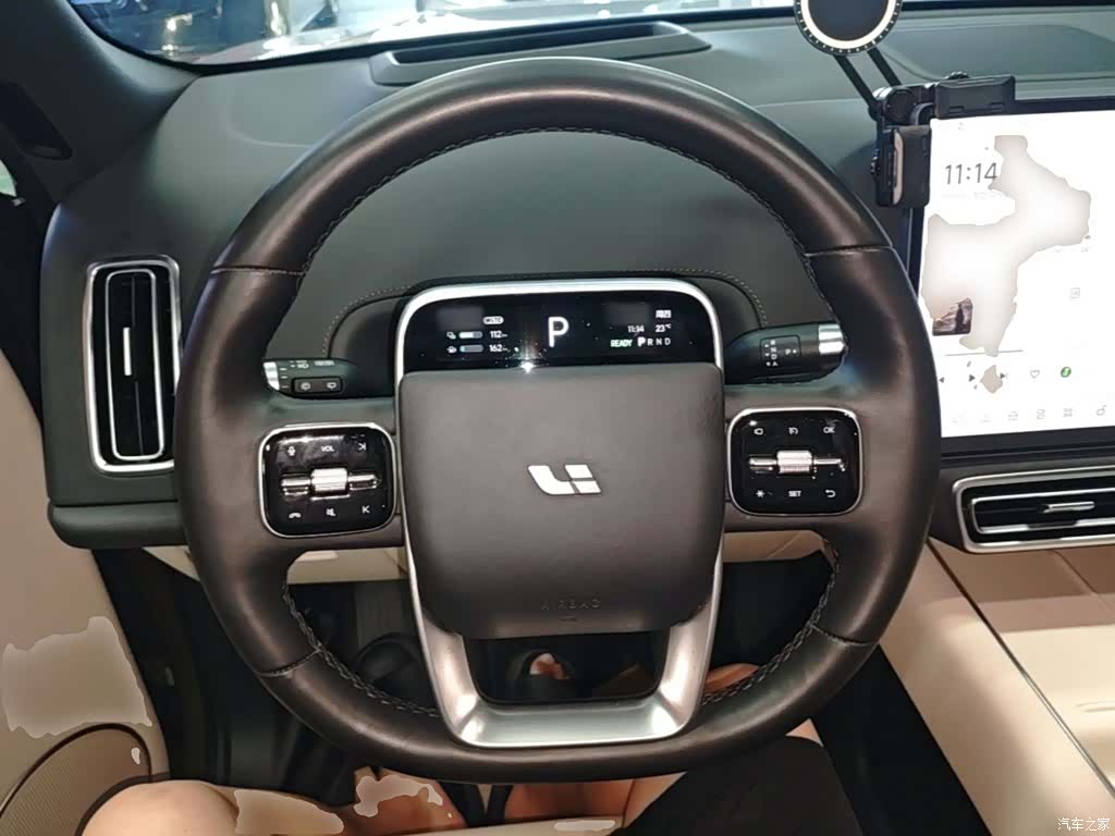 Li Auto L8, 2024 11