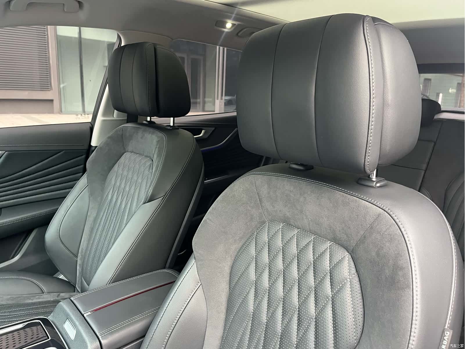 Hongqi HS5, 2023 20