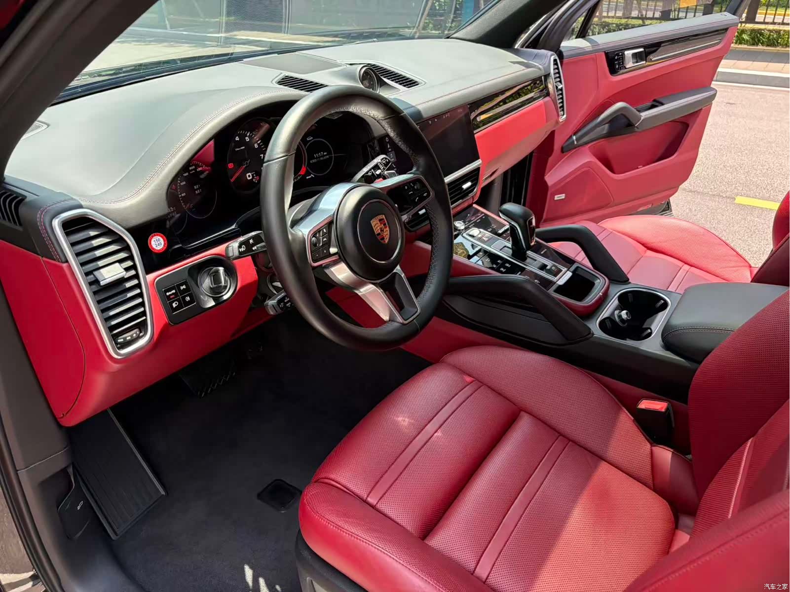 Porsche Cayenne, 2020 13