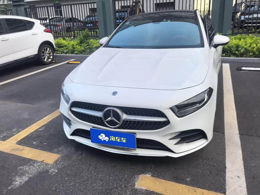 Mercedes-Benz Class A Mercedes-Benz Class A