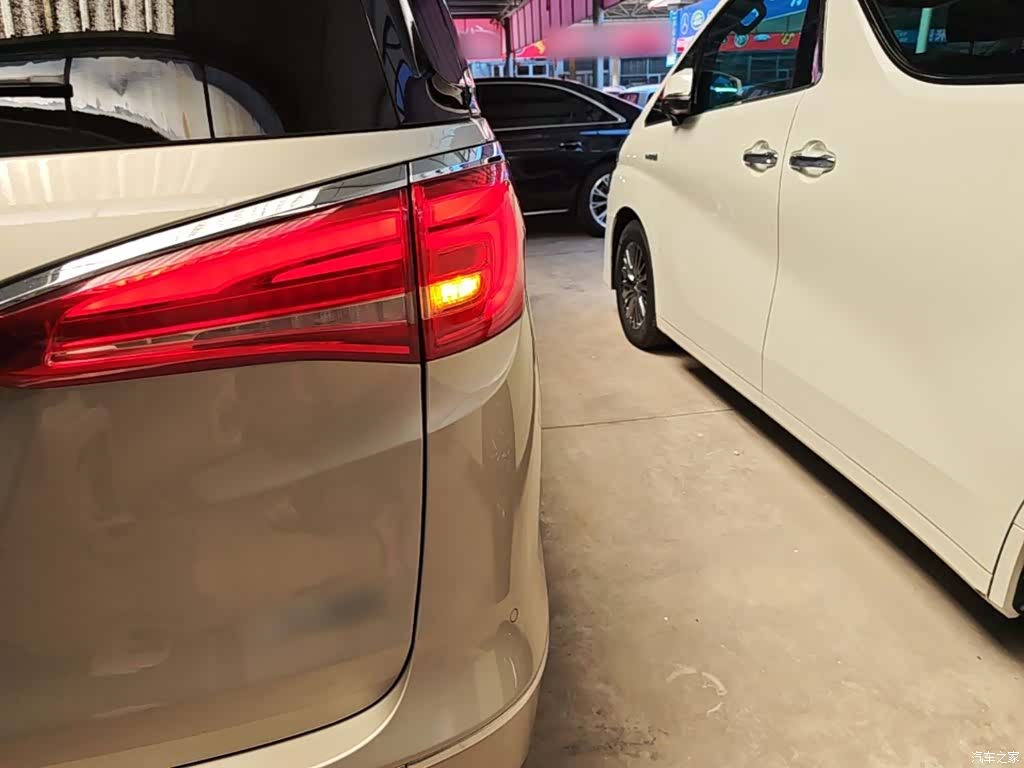 Buick GL8, 2019 8