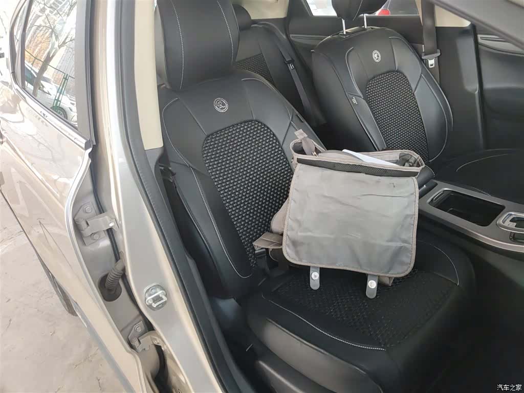 Geely Emgrand, 2018 20