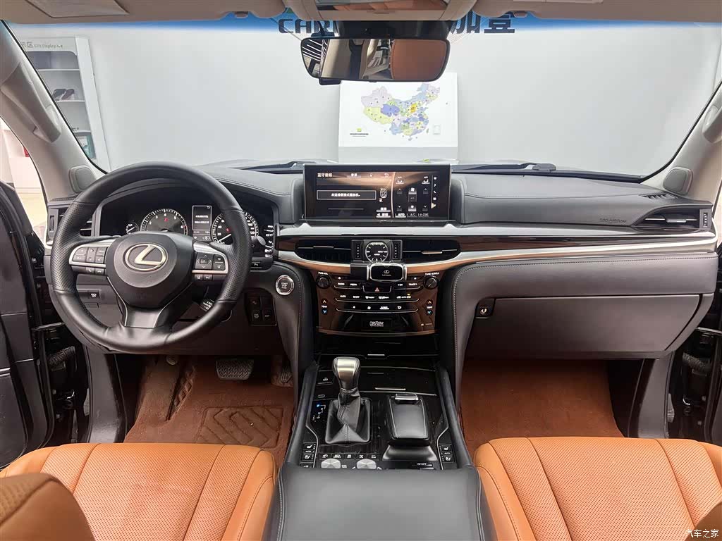Lexus LX, 2018 8