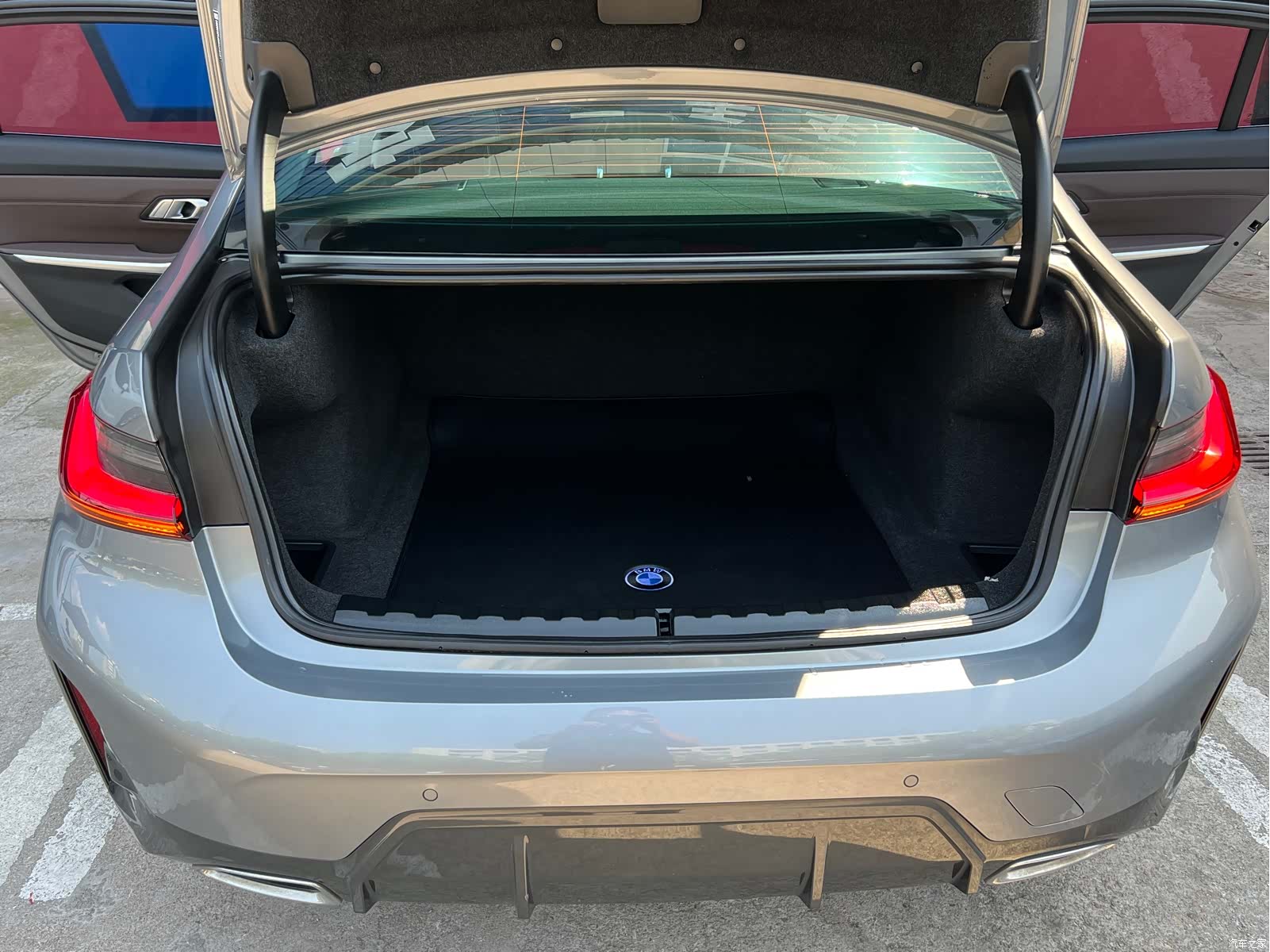 BMW 3 Series, 2023 10