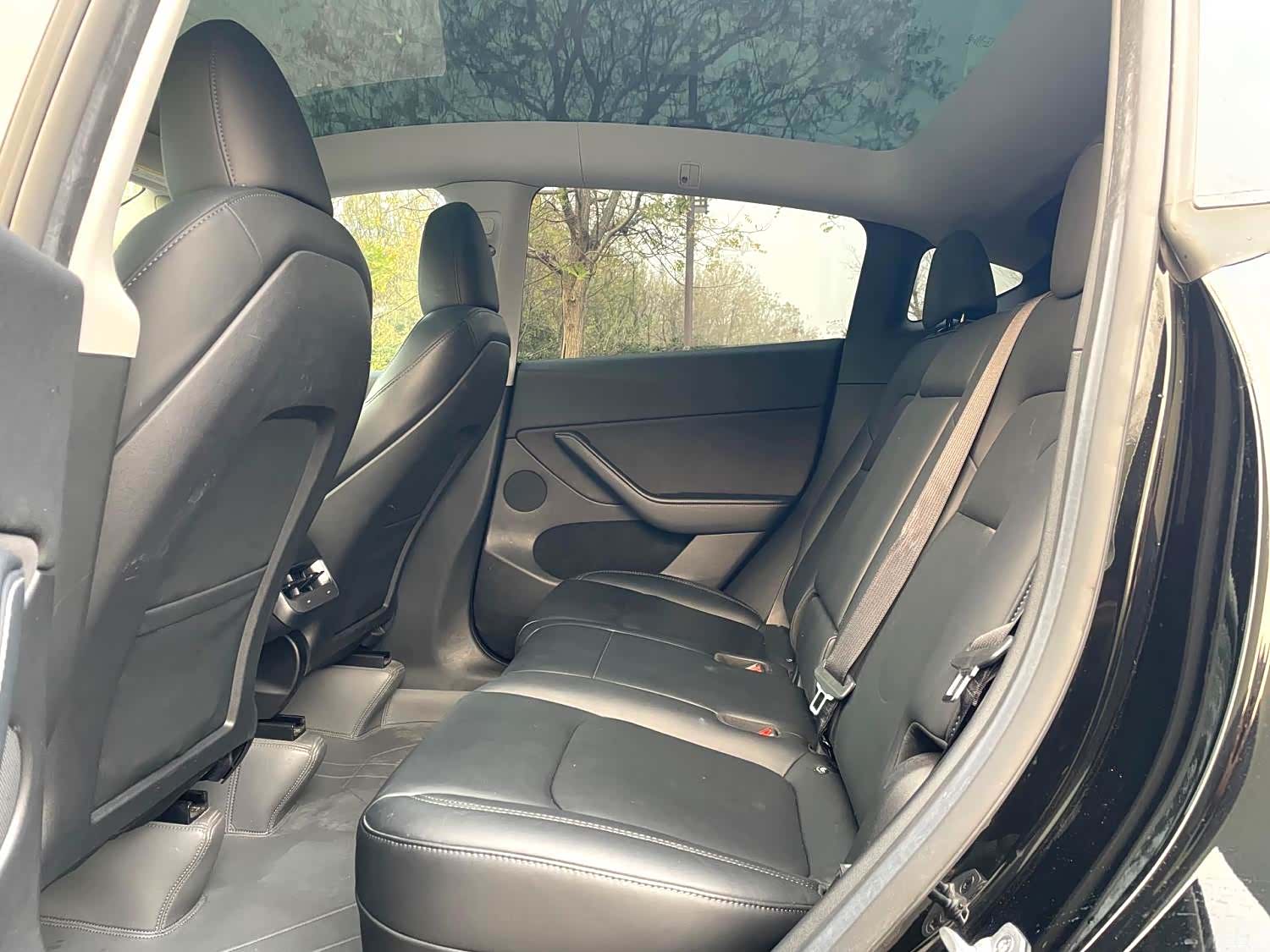 Tesla Model Y, 2023 8
