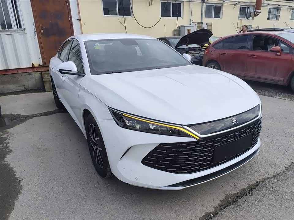 BYD Qin L BYD Qin L