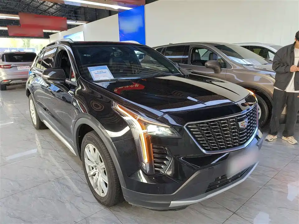 Cadillac XT4