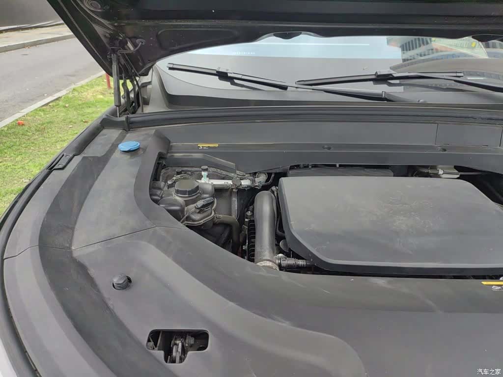 Li Auto L8, 2024 21