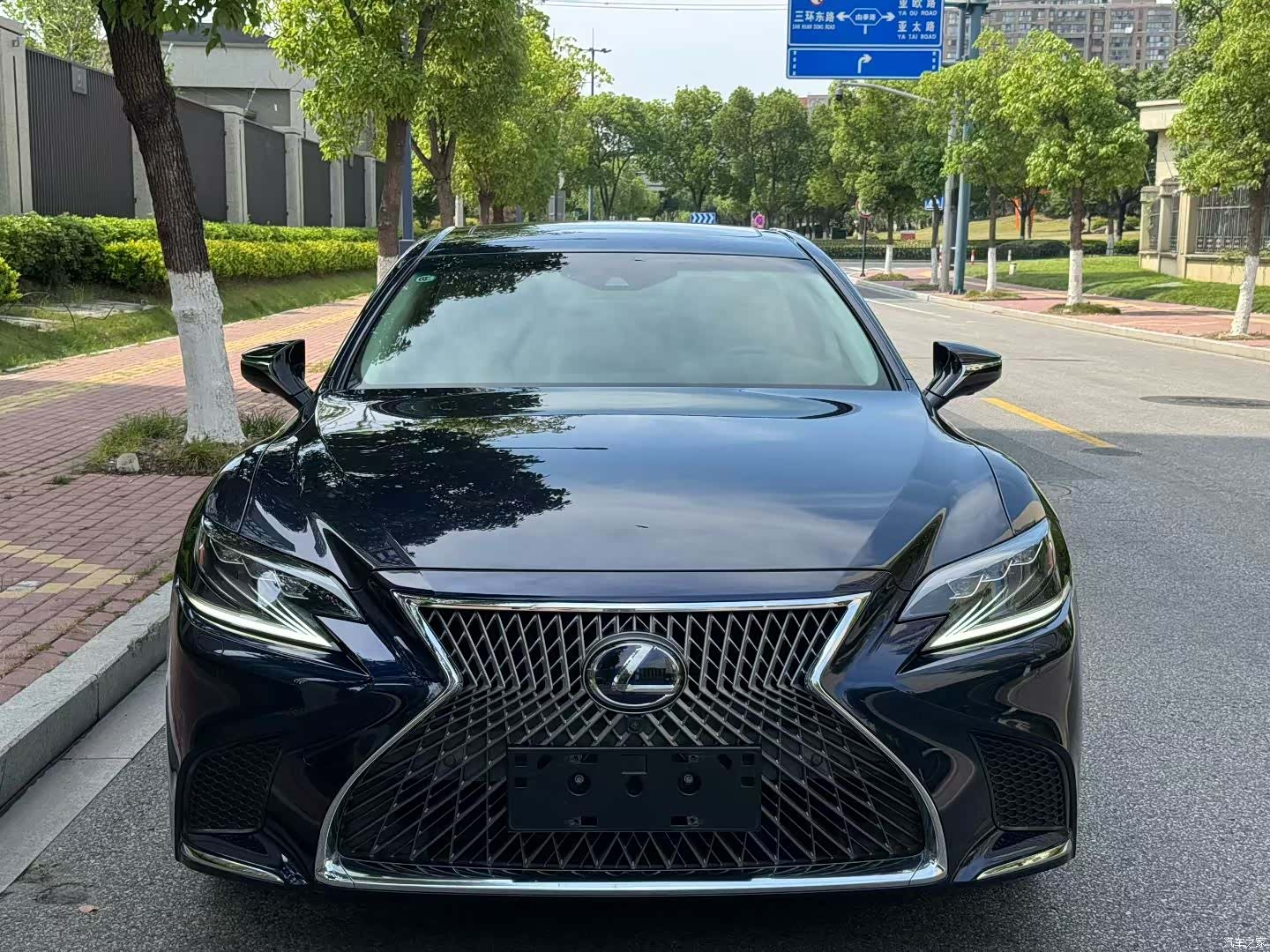 Lexus LS, 2020 2