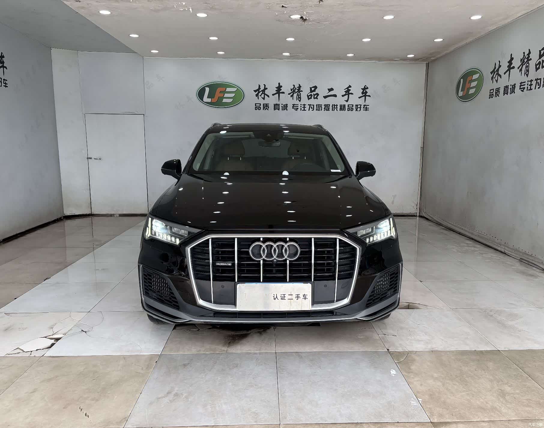 Audi Q7, 2022 3