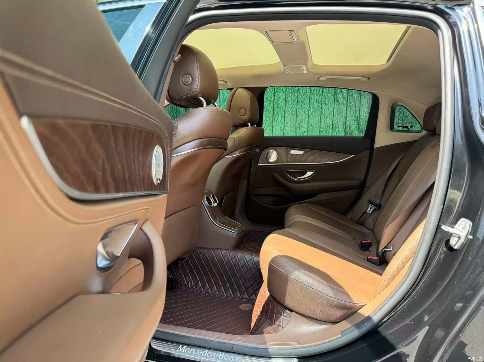 Mercedes-Benz E-Class, 2021 6