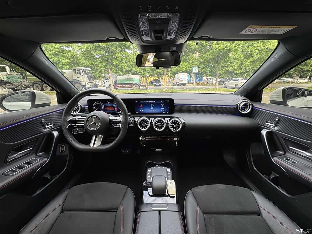 Mercedes-Benz A-Class, 2023 13