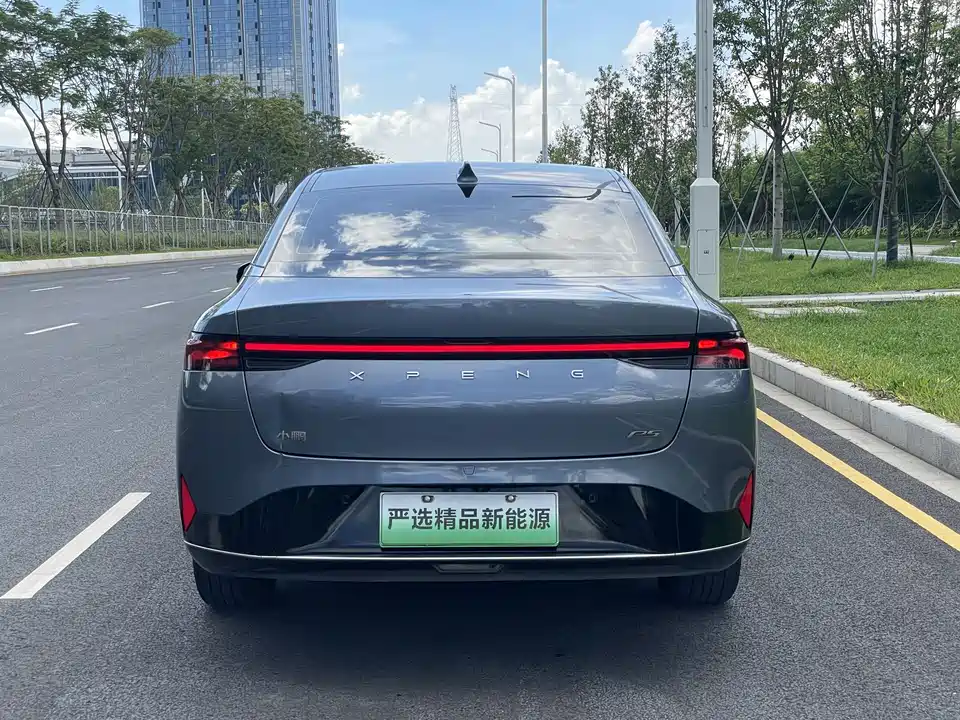 XPENG P5